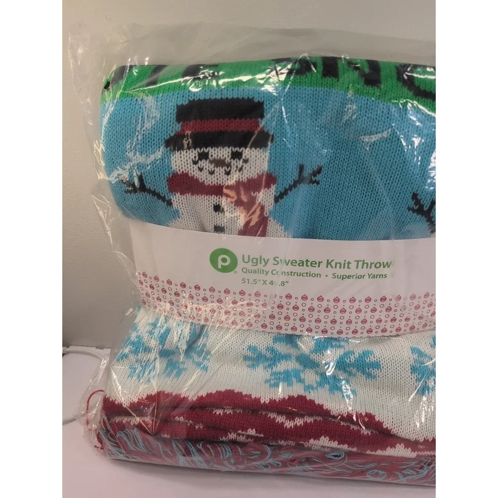 NWT Christas‎ Ugly Sweater Knit Throw Blanket